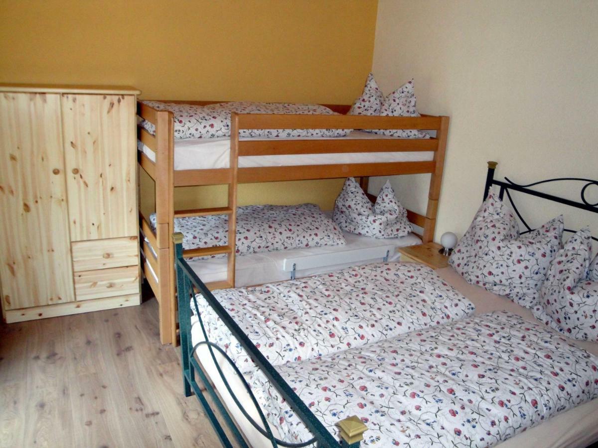 Ferienhaus-Bergtraum-Ferienwohnung-Fanni 오베르비젠탈 외부 사진